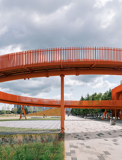 Azatlyk Square in Nabereschnyje Tschelny von DROM