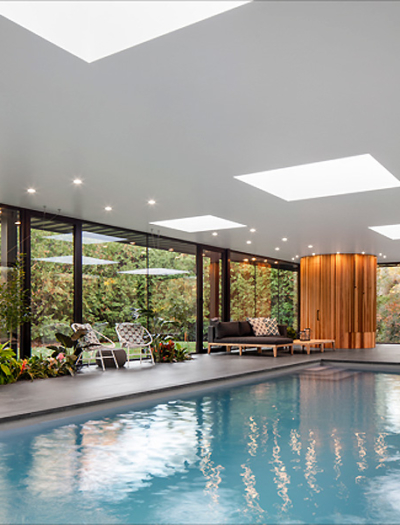 Poolhaus in Saint-Bruno-de-Montarville von Maurice Martel Architecte