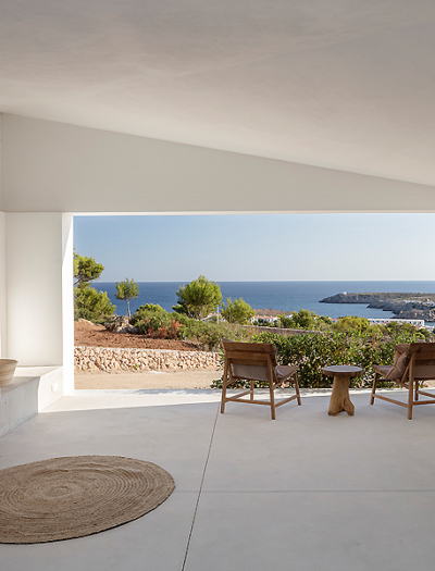 Bridge House in Coves Noves von Nomo Studio
