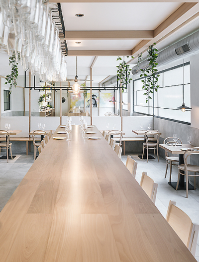Restaurant La Hermosa de Alba in Santander von Zooco Estudio