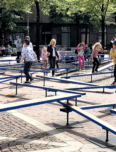 Brettspiel Installation in Bochum von Sowatorini Landschaft
