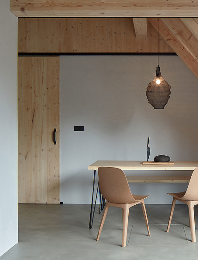 Wohnhaus in Georgenthal von Mjo?lk architekti