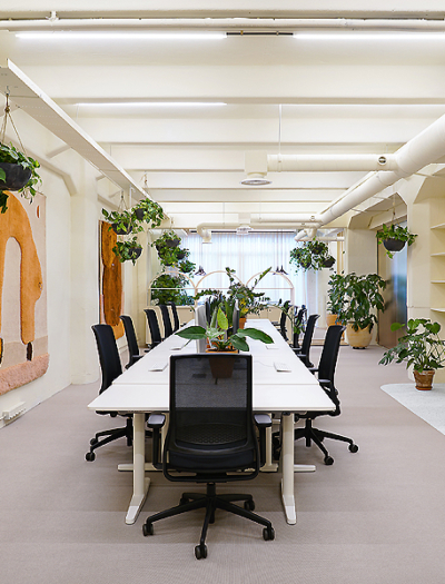 Büro in Amsterdam von Kvistad Family
