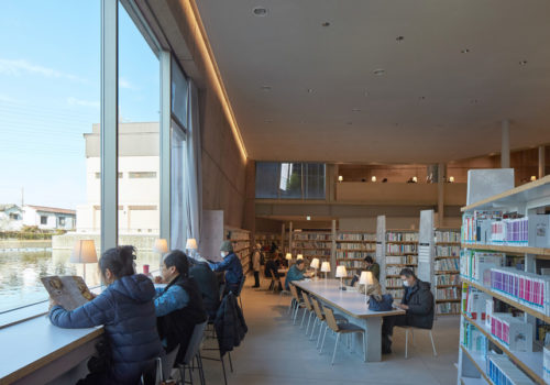 Neue Stadtbibliothek in Matsubara 06