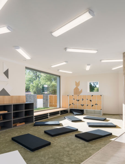 Montessori Kindergarten in Klecany von No Architects