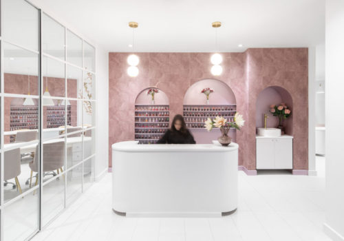 Les Ongles Diva Nails in Montreal 02