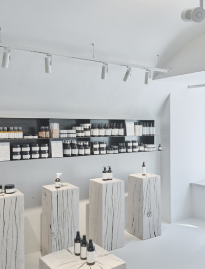 Saint Charles Store in Salzburg von Büro KLK