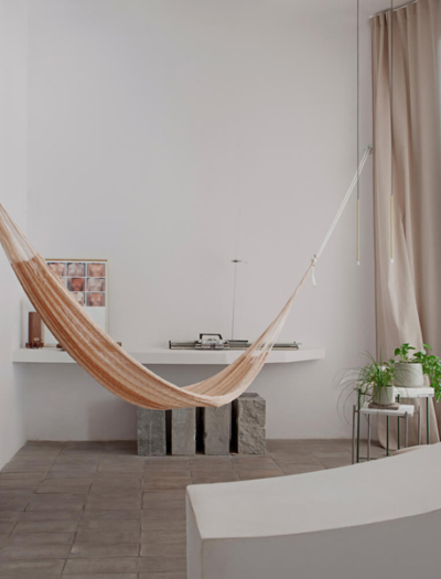 Apartment in Madrid von Carlota Gallo und Matteo Ferrari