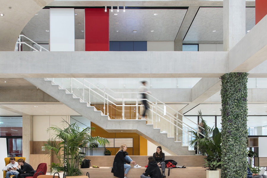 Learning Center 02