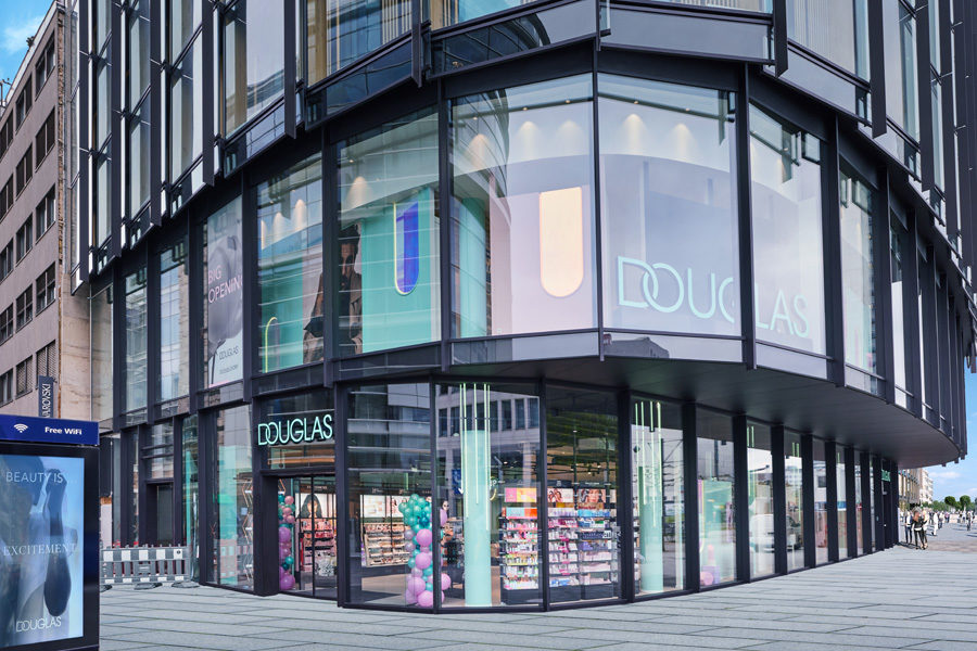 Flagship-Store in Düsseldorf 03