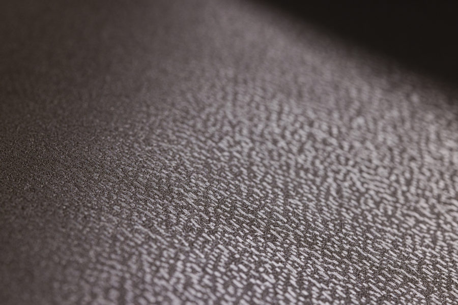 Optik und Haptik perfekt in Einklang: skai® Totexo EN überzeugt nicht nur mit einer charakteristischen Textilnarbe, sondern auch mit hohem Komfort