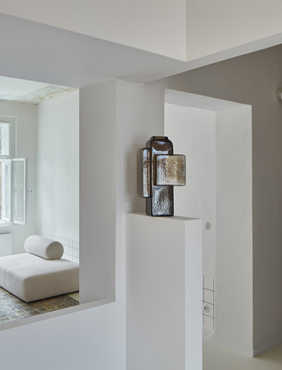 Apartment in Karlsbad von Plus One Architects