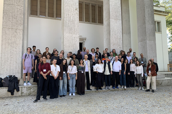 Rund 50 Studierende und Lehrende von 10 Hochschulen kamen im Rahmen der Architekturbiennale in Venedig für die Summer School „Designing Change“ der Sto-Stiftung zusammen.