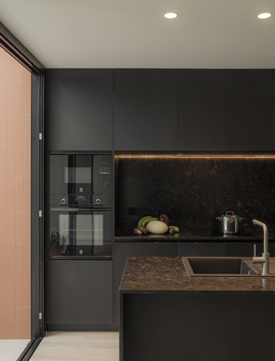 Wohnungsumbau in Moncada von Chiralt Arquitectos